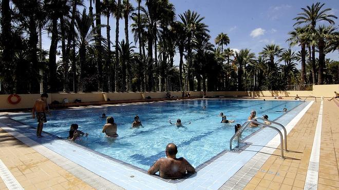 Las piscinas municipales de Elche llegan a los 70.000 usuarios en junio y julio