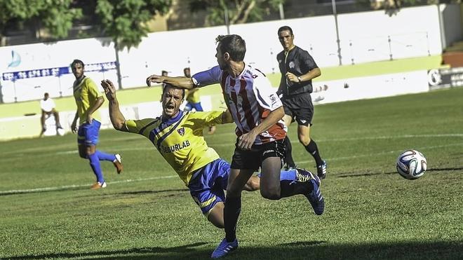 El Acero regala los tres puntos