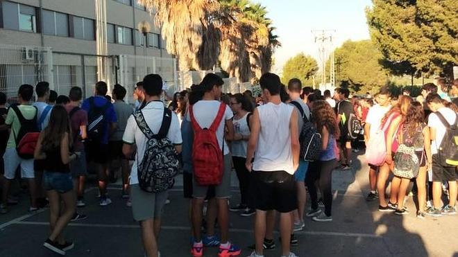 Motín en las aulas de la Vega Baja