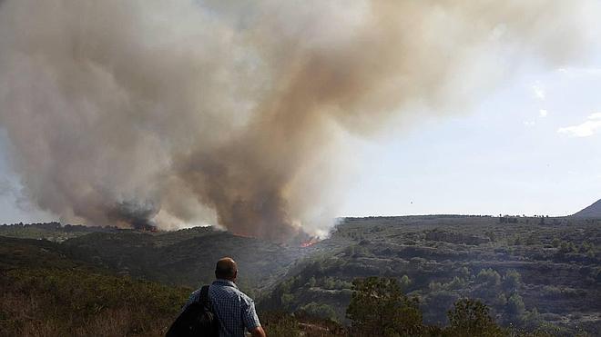 Incendio en el Motgó