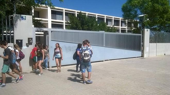 La Comunitat lidera el descenso del abandono escolar en España