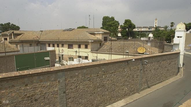 Barreiro descarta pedir al Estado la antigua cárcel de San Antón