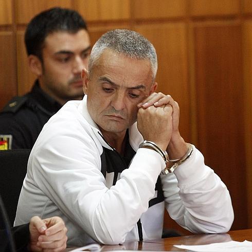 Uno de los acusados de matar a un hombre en Era Alta dice que éste cayó encima del cuchillo