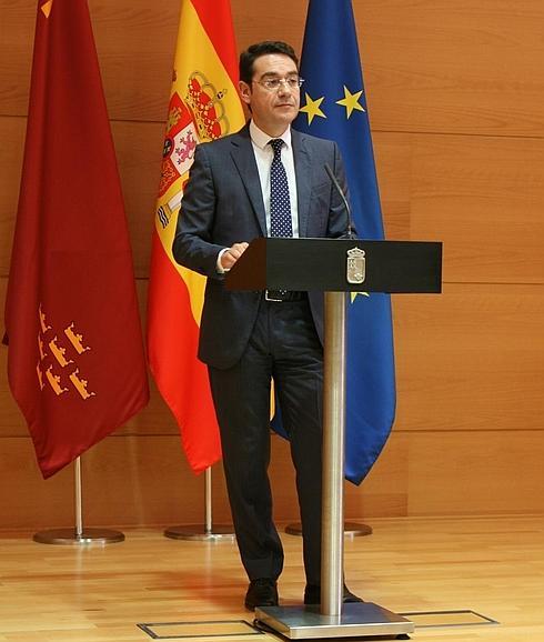 Ruiz, sobre el préstamo de Corvera: «Nos gustaría que la burocracia de la UE se agilizara»