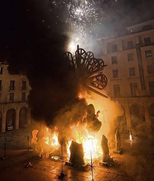 El año 2015 tendrá 12 días festivos nacionales y autonómicos, igual que 2014