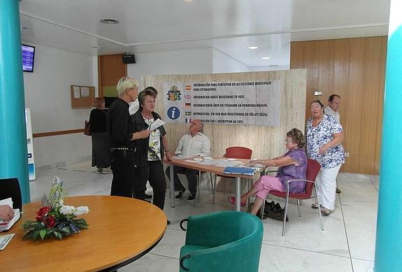 CLR denuncia que militantes de PSOE, Verdes y Claro manejan datos del censo