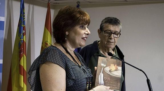 Versos en sopa para el Poeta