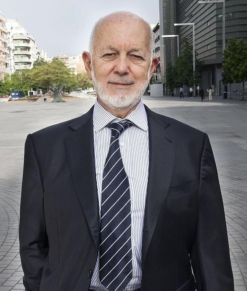 La familia García-Carrión recupera el cien por cien de las acciones de la firma