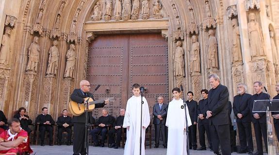 El Misteri recibe la medalla de oro del Tribunal de las Aguas