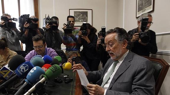 Grau rechaza dimitir tras ser reimputado: «La línea roja de Fabra es respetable pero yo tengo la mía»