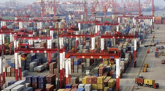 Cae una red que defraudó cien millones con la importación de mercancía china