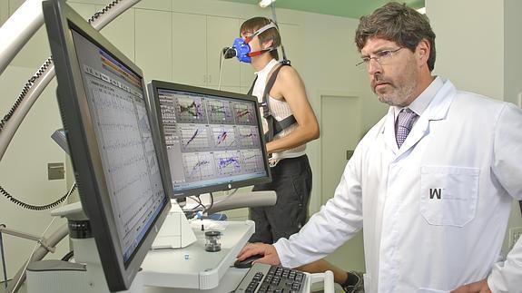 «Un estudio cardiológico cuesta menos que unas zapatillas para correr»