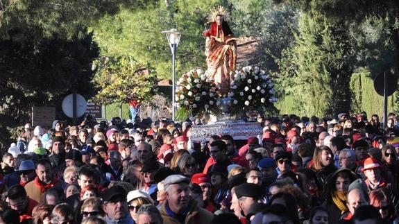 Cientos de romeros acompañan a Santa Eulalia en Totana