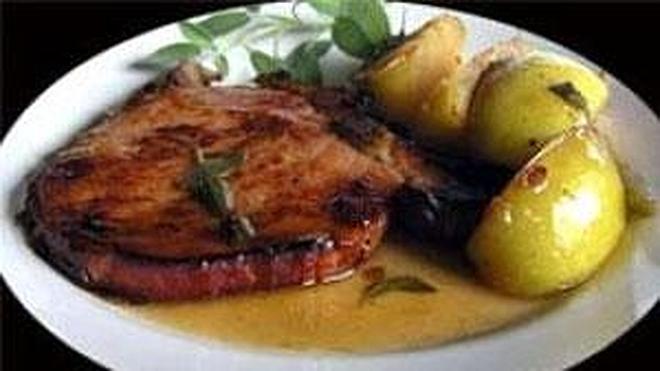 Chuletas de sajonia con manzana