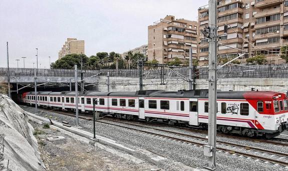 Las alegaciones al soterramiento mejoran la integración del parque central con los barrios