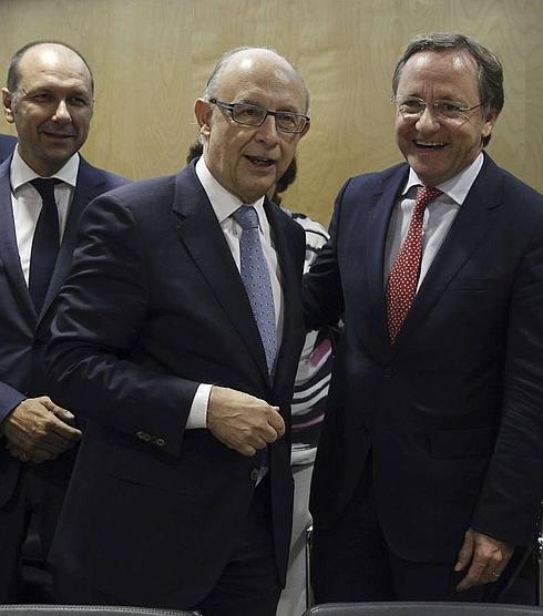 El Gobierno inyecta a la Generalitat dos mil millones en la última semana del año