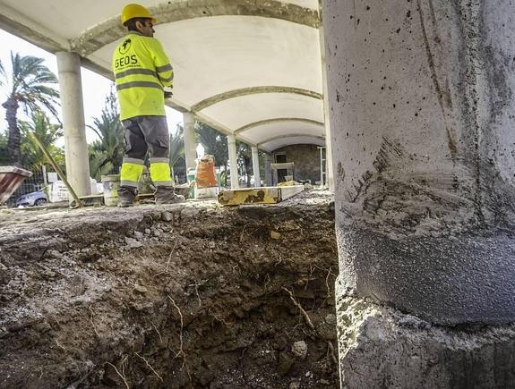 El Consistorio protege su patrimonio con la mejora del exterior de la iglesia