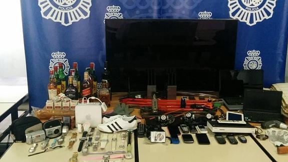 Desarticulan un grupo criminal al que se le atribuye robos en Alicante