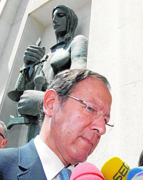 El juez alza el secreto sobre el patrimonio del alcalde Cámara