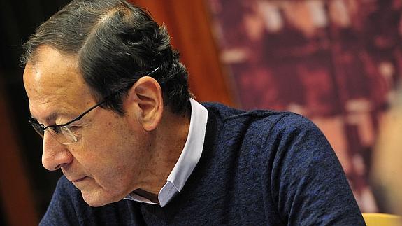 El suegro de Cámara vendió unos terrenos a Peñalver y el dinero acabó en cuentas del alcalde