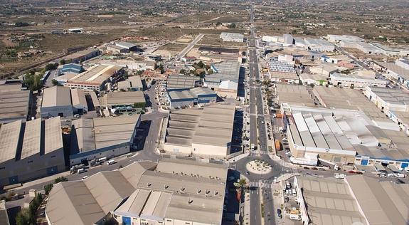 San Vicente recibió una solicitud para abrir un negocio cada día del año pasado