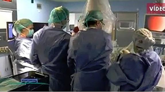 Reconstruyen la nariz de una niña a partir del cartílago y la piel de su oreja