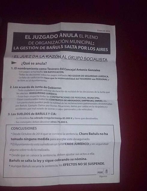 El PSOE lanza pasquines para minar la gestión de Bañuls antes de los comicios