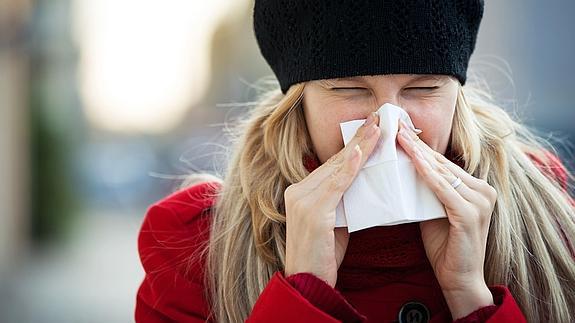 Cómo sobrevivir al 'bombardeo' de virus invernales