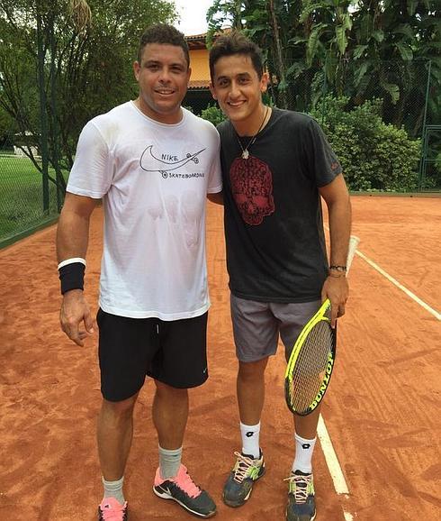 Almagro se entrena con Ronaldo en Brasil