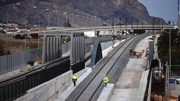 Adif pone en servicio la nueva estación de Orihuela Miguel Hernández