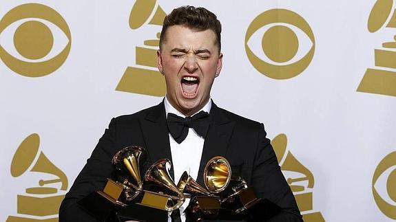 Grammy 2015: Sam Smith arrasa y Madonna enseña el culo vestida de torero