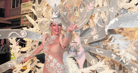 El espíritu del Carnaval se apodera de las calles de Águilas