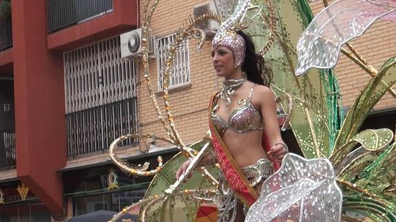 Así vivió el día grande de Cabezo de Torres la musa del Carnaval
