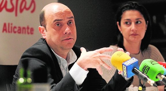 Gabriel Echávarri: «Bonig es la agente comercial de Ortiz»