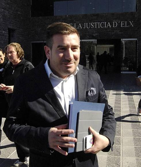 Mateo sostiene que no prevaricó y se escuda en los informes técnicos