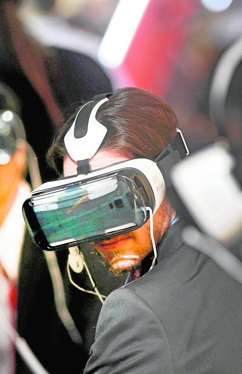 Del todo conectado a la tecnología viva