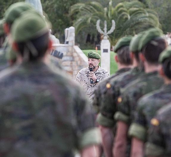 El MOE recibe a 50 militares tras su misión en África