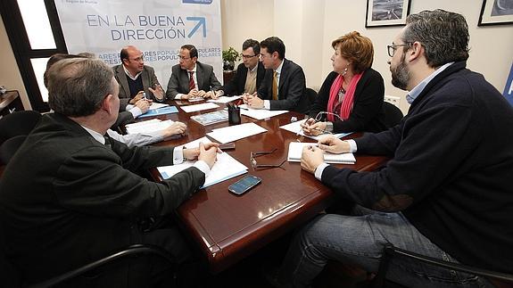 Sánchez, Cámara, Ballesta y Barreiro, en la nueva comisión de Coordinación Política del PP