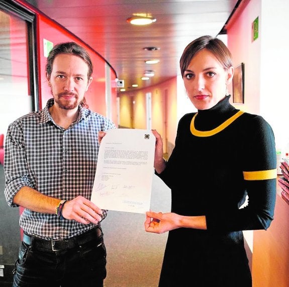 Podemos se suma a IU al reclamar la dimisión de Valcárcel como eurodiputado