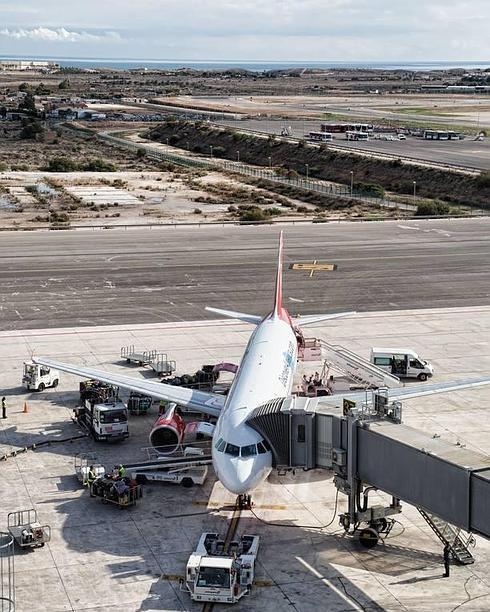 El aeropuerto logra superar el millón de pasajeros en enero y febrero