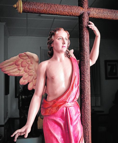 Un Ángel Triunfal para Alquerías