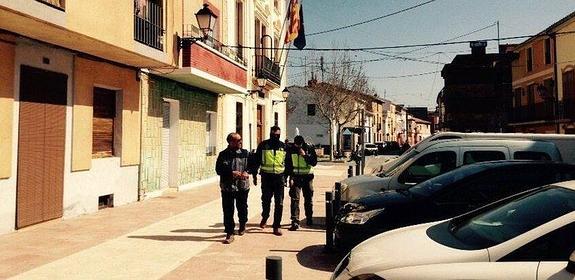 Tres arrestados en una operación contra la corrupción municipal en Beneixama