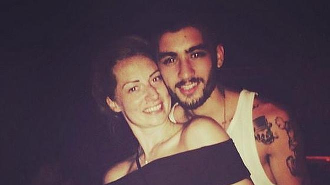 One Direction Zayn Malik Es Infiel A Su Novia La Verdad 