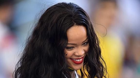 Rihanna disfrutará las vacaciones en el yate de Leonardo Dicaprio