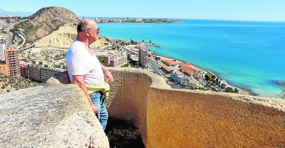 Semana Santa al 'caloret' alicantino