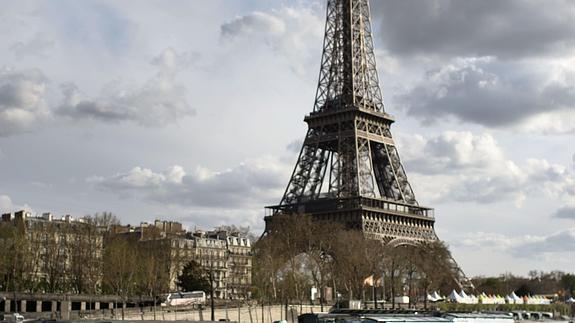 Google celebra con su doodle el cumpleaños de la Torre Eiffel