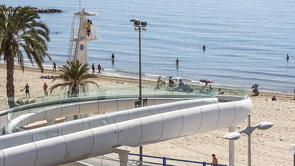 Benidorm roza la ocupación plena