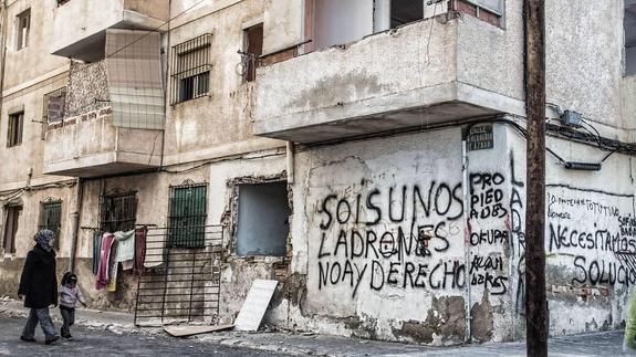 Pavón reclama la rehabilitación del edificio desalojado de Nou Alcolecha