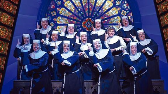 El musical 'Sister Act' y 'Bits', el último montaje de Tricicle, protagonizan la Semana Grande