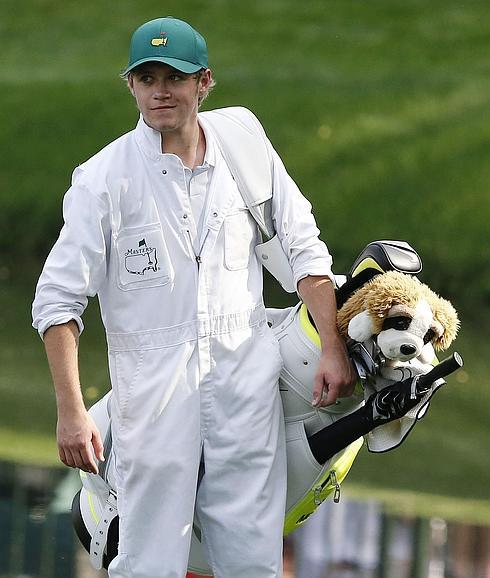 Niall Horan sustituye a Katy Perry por Selena Gomez